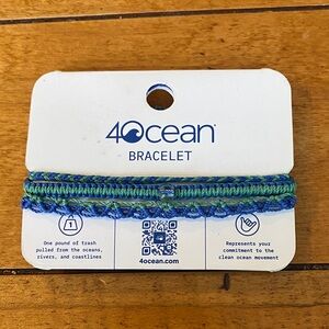 4Ocean Bracelet. Funds a global ocean cleanup project. NWT